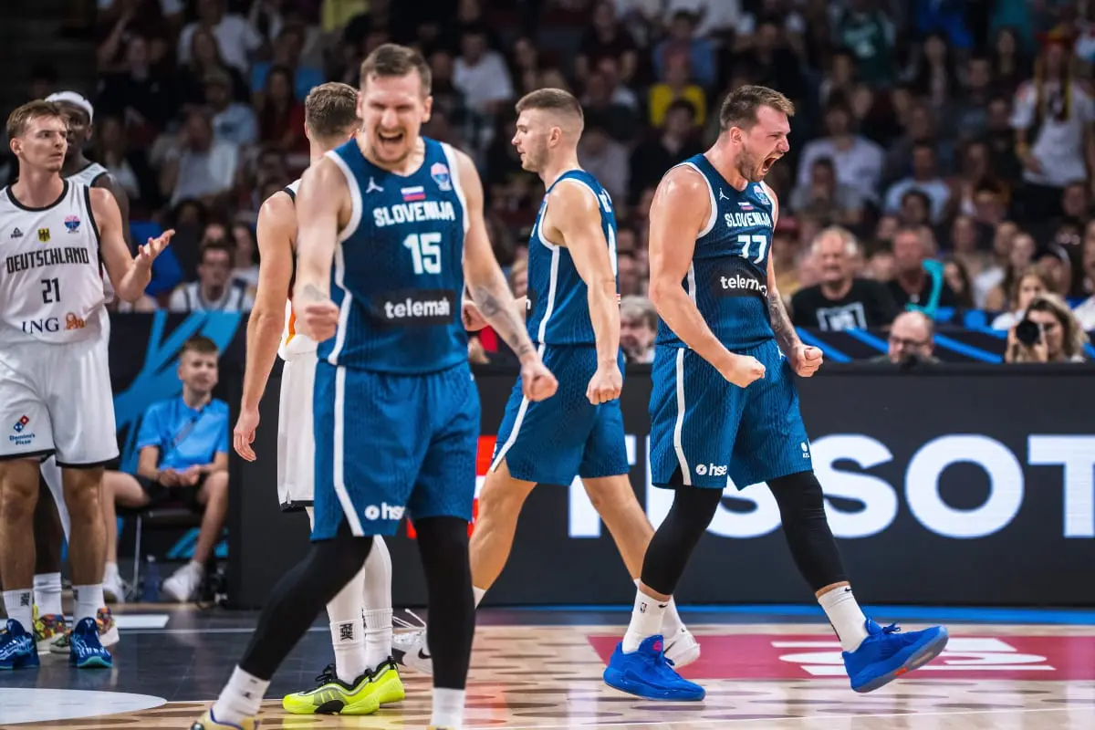 四强落位, 主教练只好, 走低