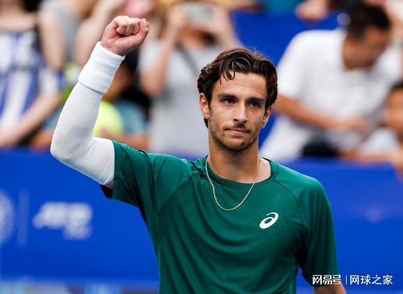 夺一个决赛, jpg