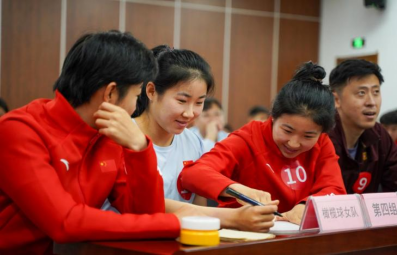 更是一堂生 更是一堂生