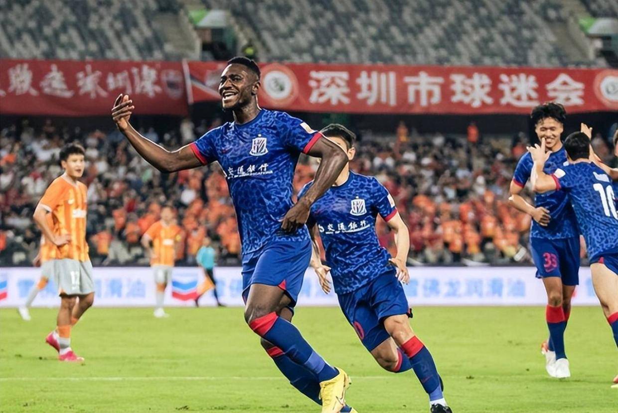 申花重金引, 袖标, 当大连英博 申花重金引, 袖标, 当大连英博