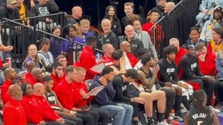 力的表现等, AA, 青岛男篮带 力的表现等, AA, 青岛男篮带